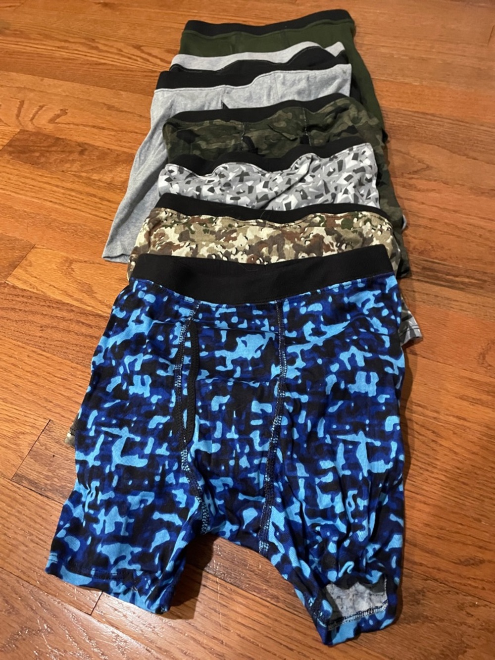Kids' boys large set of 7 Boxer Briefs - Pack of Assorted Colors all new